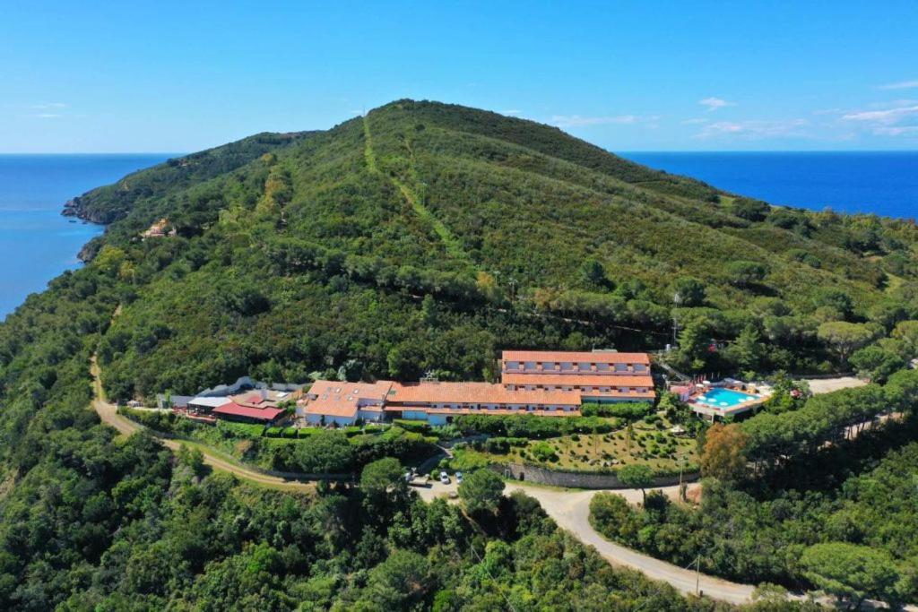 Hotel Capo Di Stella