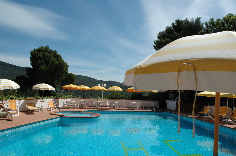 Capo Di Stella 3*